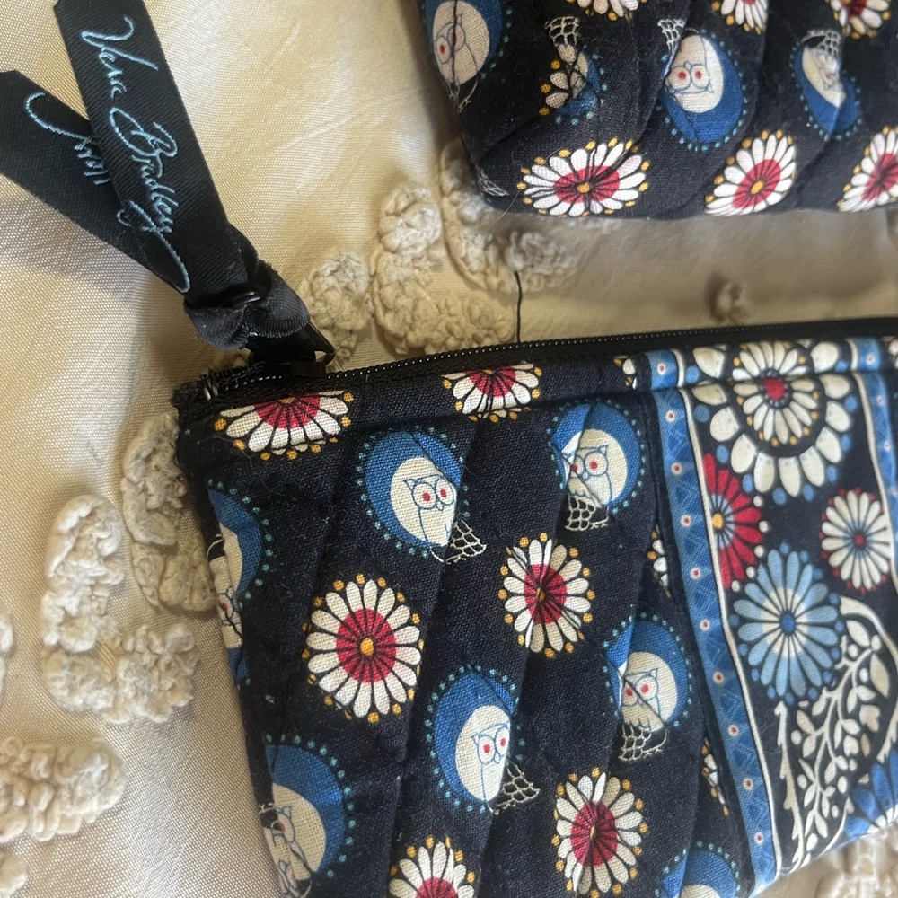 Vera Bradley blue owl flower cosmetic bags - Picture 2 of 6